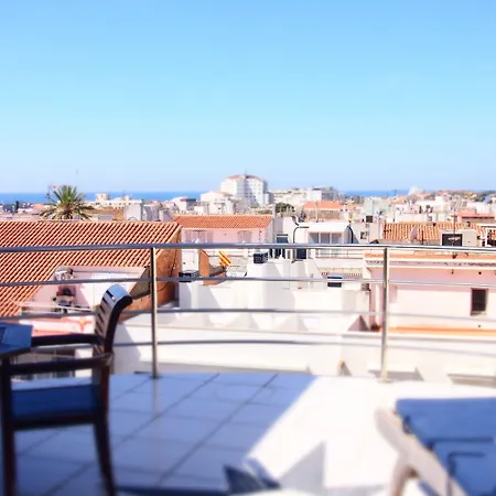 Ξενοδοχείο Privat Liberty 2*