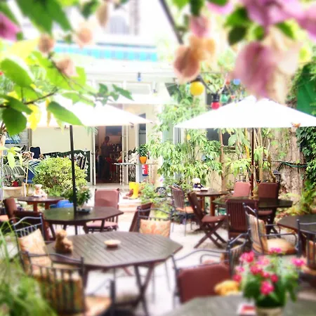 Privat Liberty Сиджес