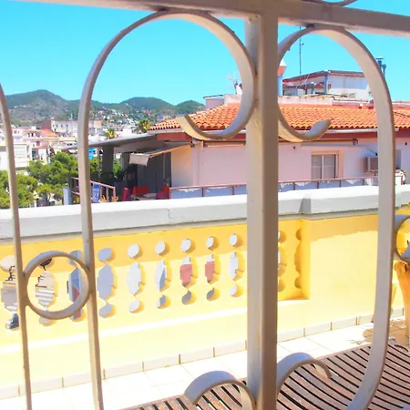 Privat Liberty Отель Сиджес